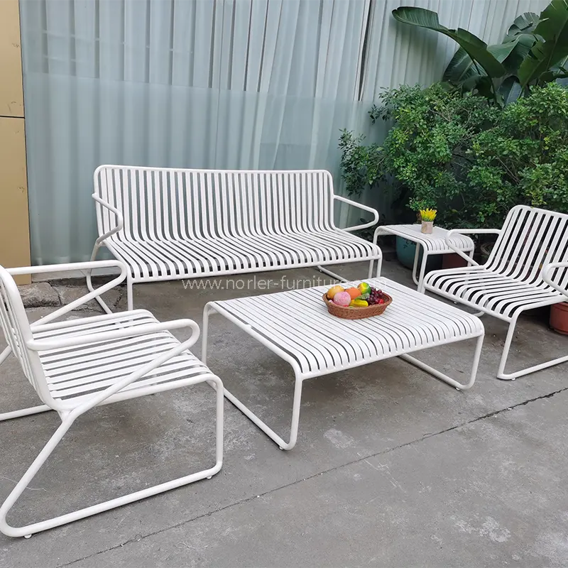 Могу ли се вањске софе изоставити зими?