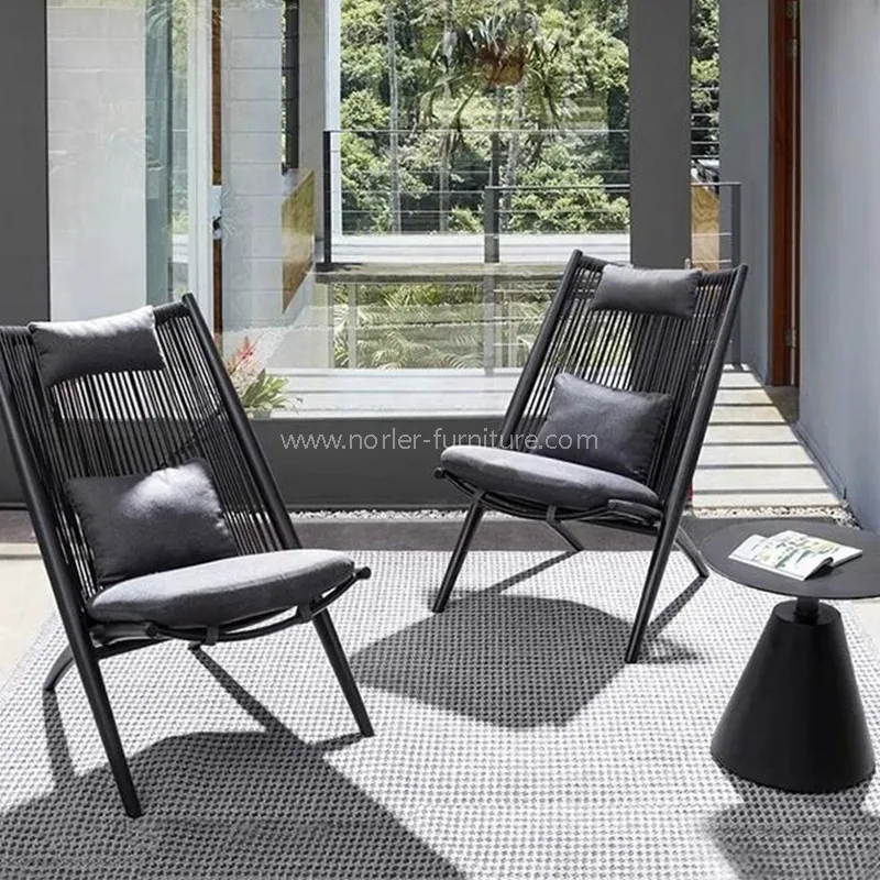 Савремени једноставни спољашњи ткани балкон